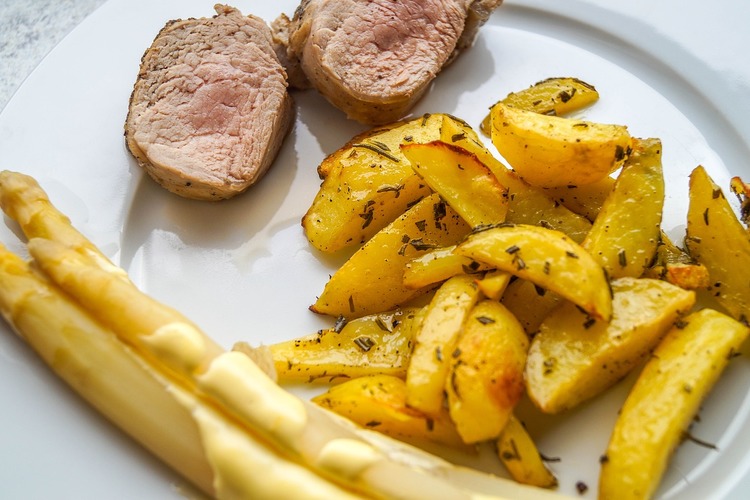 Pork Medallions with White Asparagus and Rosemary Potatoes